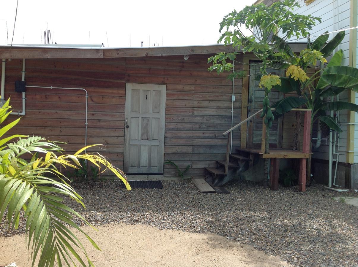 Placencia Hostel Exterior foto